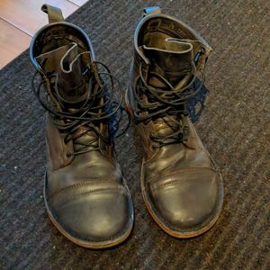 DaVinci mohawk boots